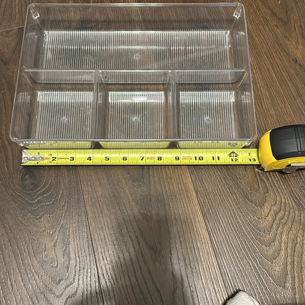 Plastic storage tray